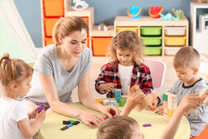 entreprise-recrute-petite-enfance