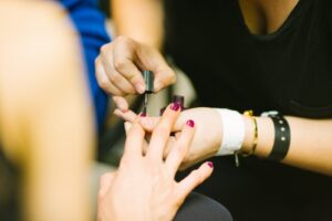 Pose résine capsules esthetique