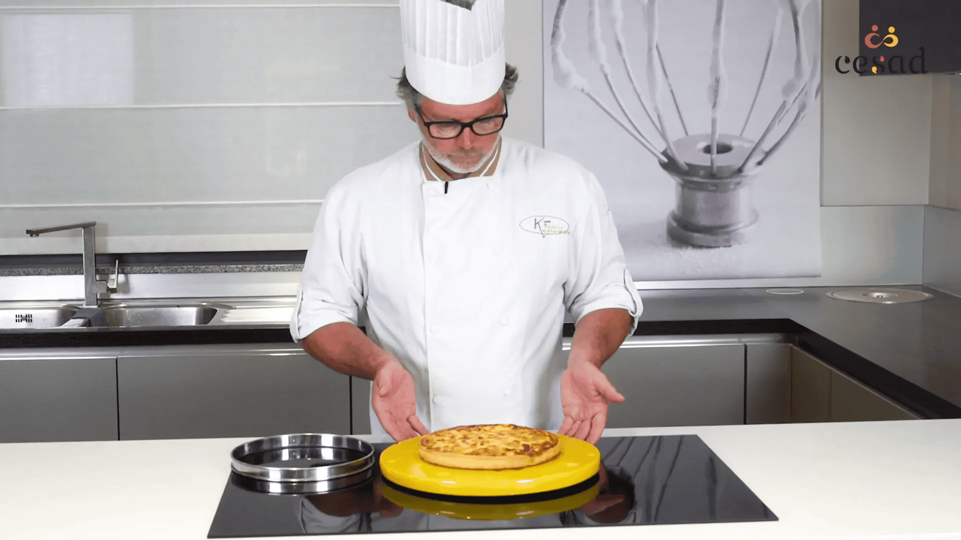 Résultat final de la quiche lorraine