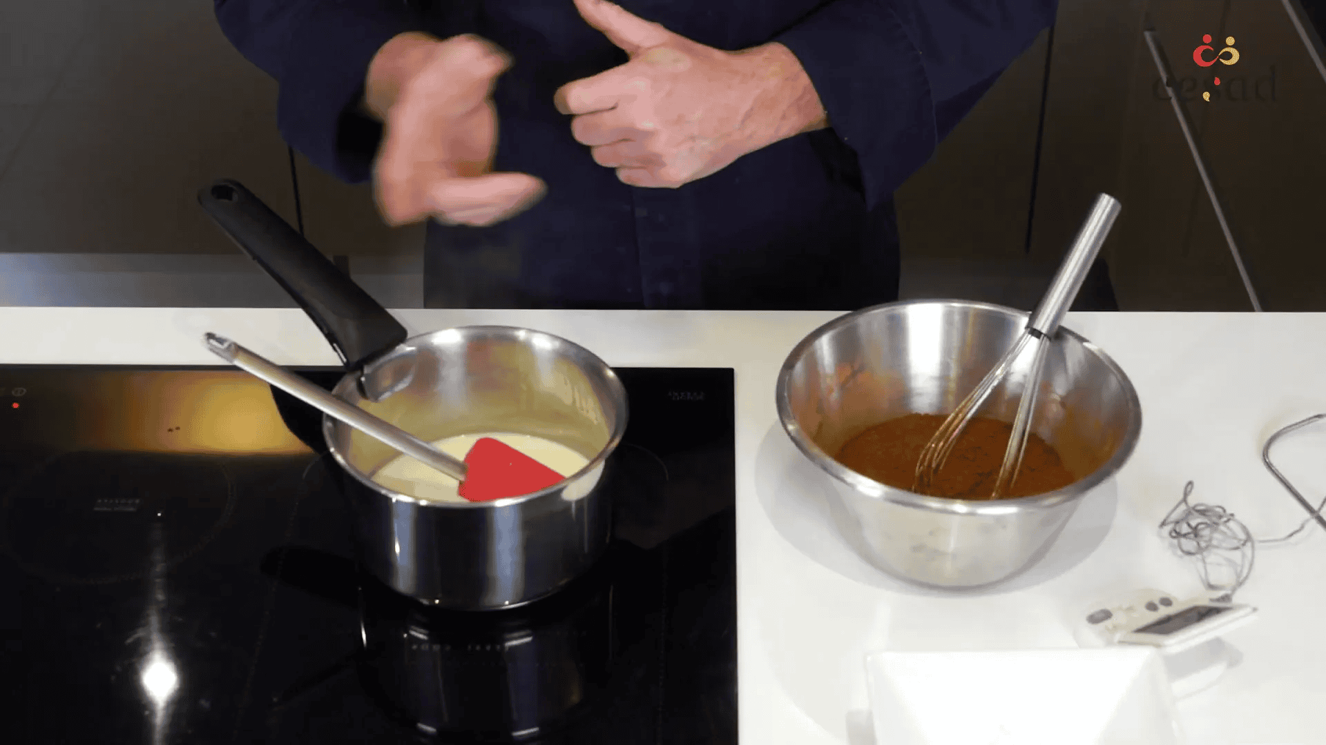 Incorporation du mélange de sucre et cacao