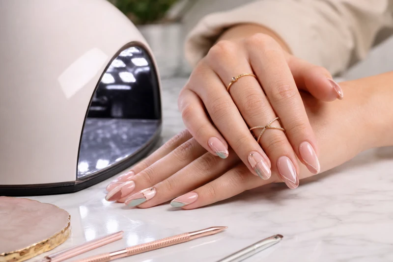 Vernis Semi permanent à la mode Nail Art